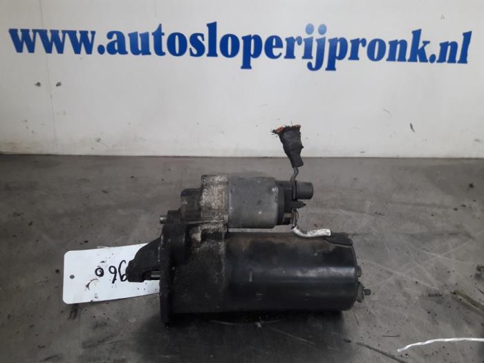Begagnade Startmotor Volkswagen Golf III (1H1) 1.6 i Pris € 30,00 Marginaltabell erbjuds av Autosloopbedrijf Jan Pronk B.V.