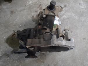 Used Gearbox Volkswagen Polo III (6N1) 1.4i 60 Price € 150,00 Margin scheme offered by Autosloopbedrijf Jan Pronk B.V.
