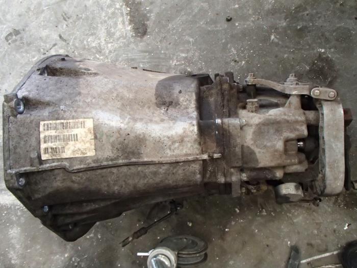 Gearbox Mercedes Vito 2.2 111 CDI 16V - A6392602400 646983