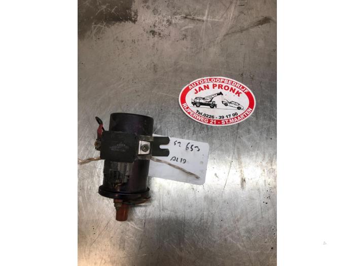 Usagé Bobine Suzuki Alto (SH410) 1.0 16V Prix € 40,00 Règlement à la marge proposé par Autosloopbedrijf Jan Pronk B.V.