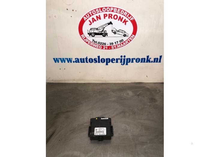 Used Automatic gearbox computer Volkswagen Transporter Price € 125,00 Margin scheme offered by Autosloopbedrijf Jan Pronk B.V.