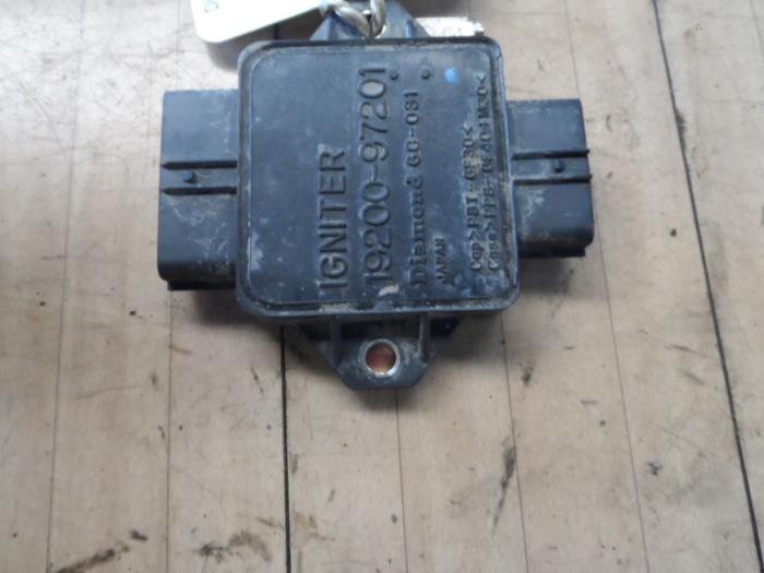 Usados Módulo de encendido Daihatsu Cuore (L251/271/276) 1.0 12V DVVT Precio € 25,00 Norma de margen ofrecido por Autosloopbedrijf Jan Pronk B.V.