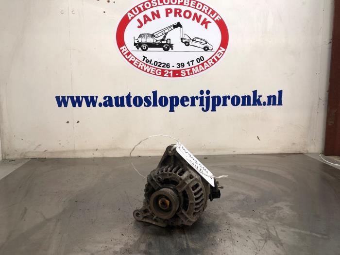 Gebrauchte Dynamo Toyota Corolla (E12) 1.6 16V VVT-i Preis € 50,00 Margenregelung angeboten von Autosloopbedrijf Jan Pronk B.V.