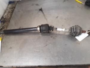 Used Front drive shaft, right Volvo S70 2.5 T Turbo 20V Price € 60,00 Margin scheme offered by Autosloopbedrijf Jan Pronk B.V.