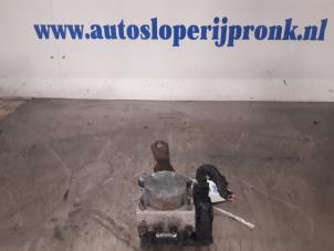 Used ABS pump Peugeot 205 II (20A/C) 1.4 Price € 60,00 Margin scheme offered by Autosloopbedrijf Jan Pronk B.V.