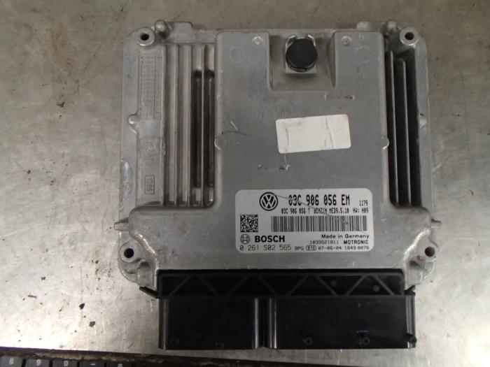 Used Ignition lock + computer Volkswagen Golf V (1K1) 1.6 FSI 16V Price € 125,00 Margin scheme offered by Autosloopbedrijf Jan Pronk B.V.
