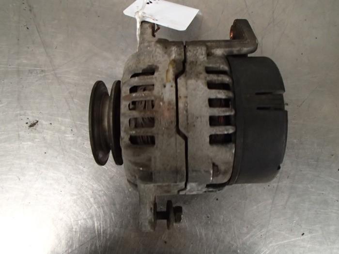 Begagnade Dynamo Nissan Terrano II (R20/TR50) 2.7 TDi Pris € 50,00 Marginaltabell erbjuds av Autosloopbedrijf Jan Pronk B.V.