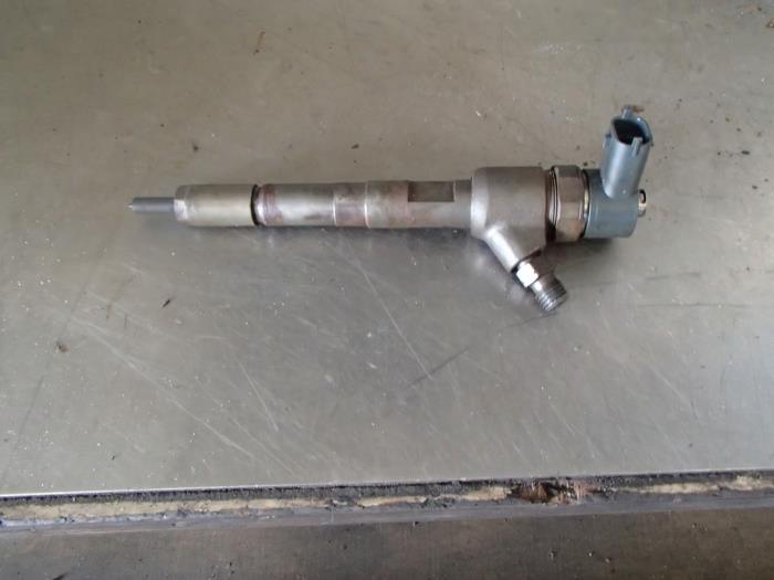 Usagé Injecteurs Fiat Panda (169) 1.3 JTD 16V Multijet Prix € 50,00 Règlement à la marge proposé par Autosloopbedrijf Jan Pronk B.V.