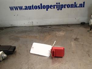 Used Heater resistor Seat Leon (1M1) 1.4 16V Price € 25,00 Margin scheme offered by Autosloopbedrijf Jan Pronk B.V.