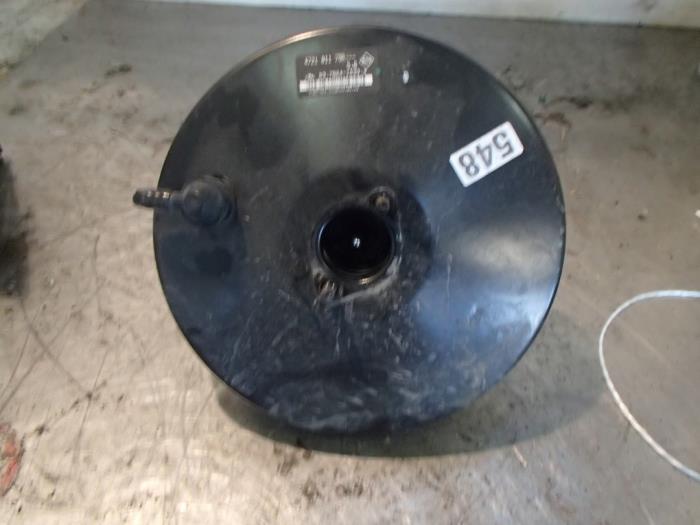 Usagé Servo frein Renault Clio III (BR/CR) 1.2 16V TCe 100 Prix € 100,00 Règlement à la marge proposé par Autosloopbedrijf Jan Pronk B.V.