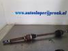 Front drive shaft, right from a Renault Clio III (BR/CR), 2005 / 2014 1.2 16V TCe 100, Hatchback, Petrol, 1.149cc, 74kW (101pk), FWD, D4F784; D4FH7, 2007-05 / 2014-12, BR1P; BR14; BRC4; BRCP; CR14; CR1P; CRC4; CRCP 2010