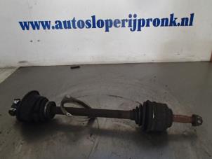 Used Front drive shaft, left Renault Kangoo (KC) 1.4 Price € 35,00 Margin scheme offered by Autosloopbedrijf Jan Pronk B.V.