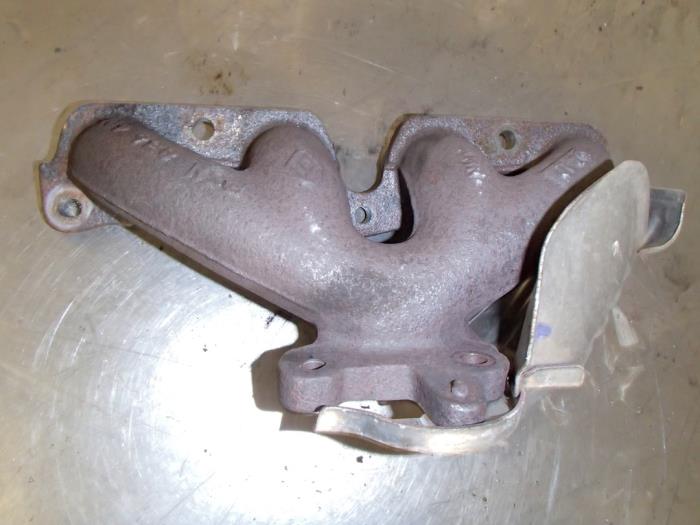 Gebrauchte Abgaskrümmer Renault Clio III (BR/CR) 1.2 16V TCe 100 Preis € 125,00 Margenregelung angeboten von Autosloopbedrijf Jan Pronk B.V.