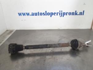 Used Front drive shaft, right Volkswagen Polo III (6N1) 1.6i 75 Price € 35,00 Margin scheme offered by Autosloopbedrijf Jan Pronk B.V.