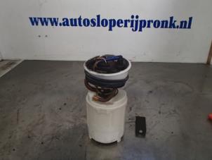 Used Electric fuel pump Volkswagen Polo III (6N2) 1.4 Price € 25,00 Margin scheme offered by Autosloopbedrijf Jan Pronk B.V.