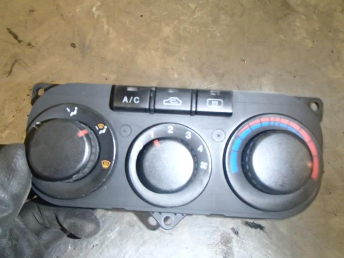 Heater control panel Hyundai Coupé 2.0i 16V CVVT - 972502CXXX