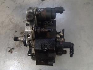 Used Mechanical fuel pump Renault Master III (FD/HD) 2.5 dCi 16V Price € 150,00 Margin scheme offered by Autosloopbedrijf Jan Pronk B.V.