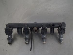 Used Fuel injector nozzle Seat Arosa (6H1) 1.4 MPi Price € 40,00 Margin scheme offered by Autosloopbedrijf Jan Pronk B.V.