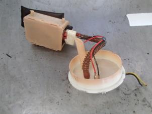 Used Electric fuel pump Citroen ZX 1.6i Price € 40,00 Margin scheme offered by Autosloopbedrijf Jan Pronk B.V.