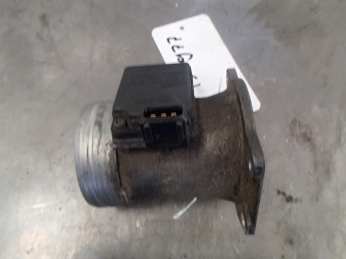 Gebrauchte Luftmassenmesser Audi A4 (B5) 1.6 Preis € 30,00 Margenregelung angeboten von Autosloopbedrijf Jan Pronk B.V.