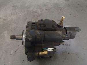 Used Mechanical fuel pump Peugeot Partner 2.0 HDi Price € 150,00 Margin scheme offered by Autosloopbedrijf Jan Pronk B.V.