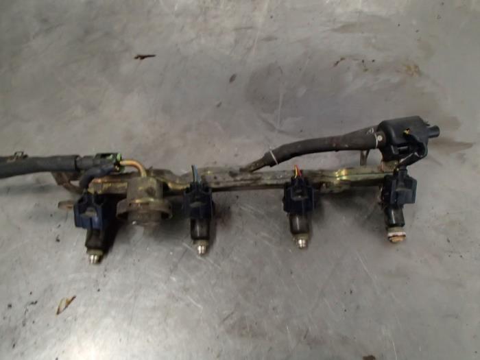 Usagé Système d'injection Honda Civic (EP/EU) 1.4 16V Prix € 50,00 Règlement à la marge proposé par Autosloopbedrijf Jan Pronk B.V.