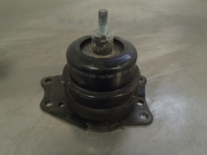 Usagé Support moteur Seat Ibiza III (6L1) 1.4 16V 75 Prix € 25,00 Règlement à la marge proposé par Autosloopbedrijf Jan Pronk B.V.