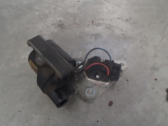Gebrauchte Zündspule Volvo V70 (GW/LW/LZ) 2.5 10V Preis € 30,00 Margenregelung angeboten von Autosloopbedrijf Jan Pronk B.V.