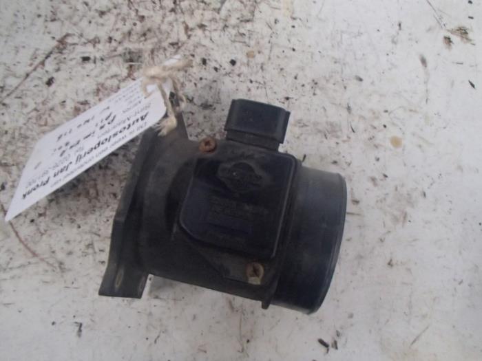Gebrauchte Luftmassenmesser Nissan Primera (P11) 2.0 SRi 16V Preis € 40,00 Margenregelung angeboten von Autosloopbedrijf Jan Pronk B.V.