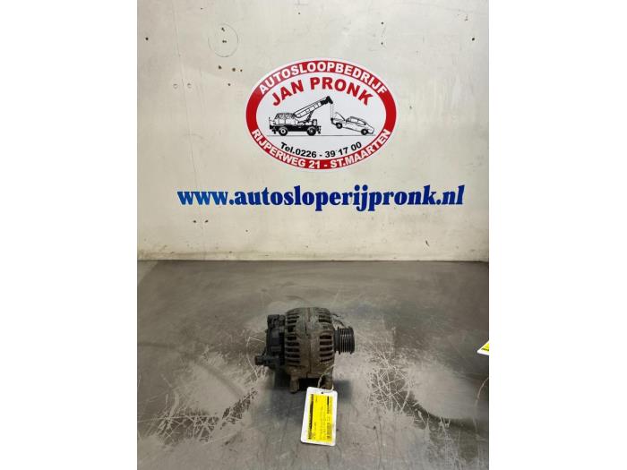 Used Dynamo Volkswagen Golf V (1K1) 1.6 Price € 40,00 Margin scheme offered by Autosloopbedrijf Jan Pronk B.V.