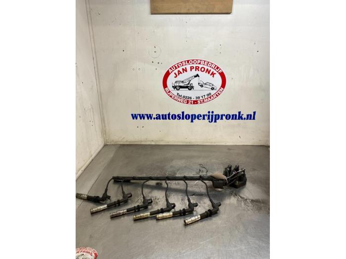 Gebrauchte Verteilerkappe Mercedes S (C140) 6.0 600 SEC, CL-600, S-600 48V Preis € 200,00 Margenregelung angeboten von Autosloopbedrijf Jan Pronk B.V.