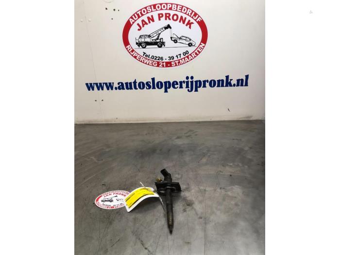 Usagé Injecteurs Audi A8 (D3) 4.0 TDI V8 32V Lang Quattro Prix € 100,00 Règlement à la marge proposé par Autosloopbedrijf Jan Pronk B.V.