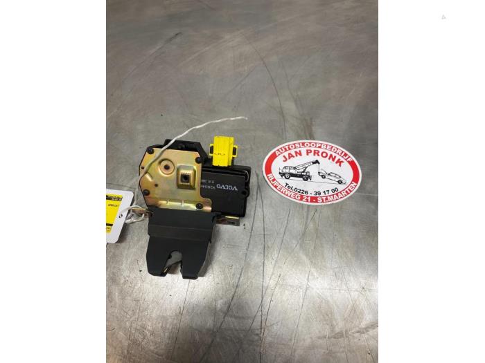 Tailgate lock mechanism Volvo S80 2.4 SE 20V 170 - 920346