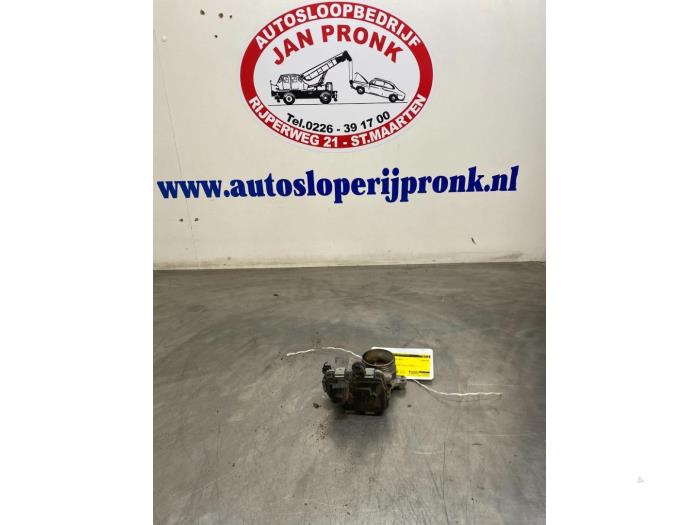 Usagé Boitier papillon Peugeot 207/207+ (WA/WC/WM) 1.4 Prix € 40,00 Règlement à la marge proposé par Autosloopbedrijf Jan Pronk B.V.