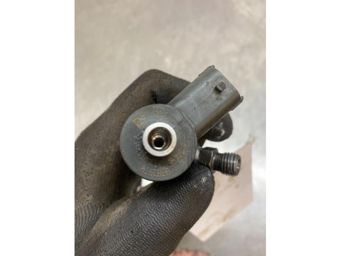 Injector (diesel) from a Peugeot Bipper (AA) 1.3 BlueHDi 80 16V 2016