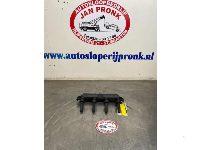 Usagé Bobine Peugeot 206 (2A/C/H/J/S) 1.1 XN,XR Prix € 40,00 Règlement à la marge proposé par Autosloopbedrijf Jan Pronk B.V.