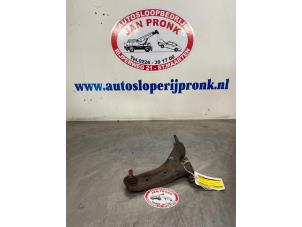 Used Front wishbone, right Chevrolet Spark 1.0 16V Bifuel Price € 25,00 Margin scheme offered by Autosloopbedrijf Jan Pronk B.V.