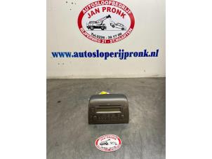 Gebrauchte Radio CD Spieler Lancia Ypsilon (843) 1.2 Preis € 75,00 Margenregelung angeboten von Autosloopbedrijf Jan Pronk B.V.