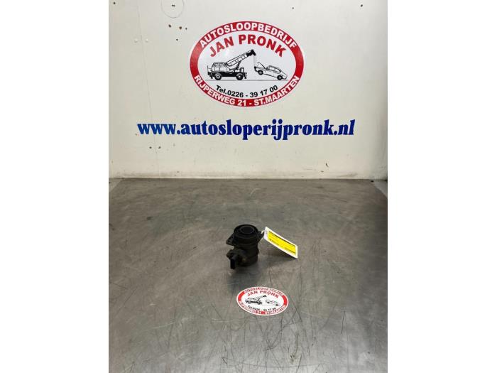 Gebrauchte Luftmassenmesser Volkswagen Touran (1T1/T2) 2.0 TDI 16V 140 Preis € 25,00 Margenregelung angeboten von Autosloopbedrijf Jan Pronk B.V.