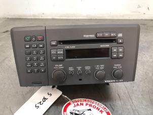 Used Radio CD player Volvo V70 (SW) 2.5 T 20V AWD Price € 45,00 Margin scheme offered by Autosloopbedrijf Jan Pronk B.V.