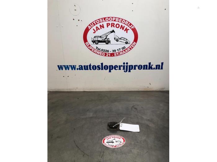 Used Ignition module Volkswagen Golf II (19E) 1.6 Price € 25,00 Margin scheme offered by Autosloopbedrijf Jan Pronk B.V.