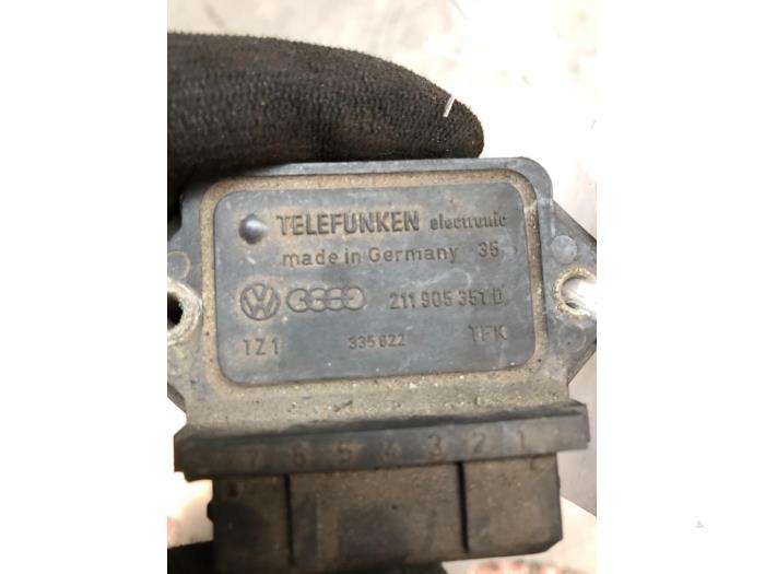 Ignition module from a Volkswagen Golf II (19E) 1.8 GTI 16V 1988