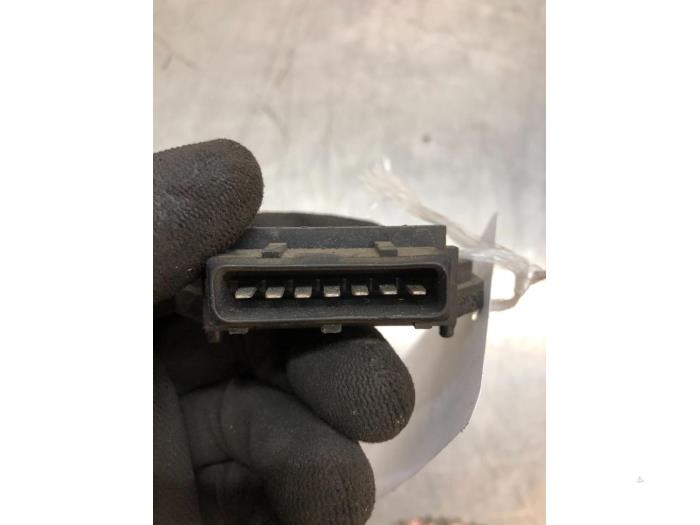 Ignition module from a Volkswagen Golf II (19E) 1.8 GTI 16V 1988