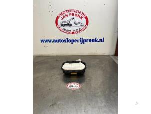 Usagé Airbag droite (tableau de bord) Opel Astra J Sports Tourer (PD8/PE8/PF8) 1.4 Turbo 16V Prix € 125,00 Règlement à la marge proposé par Autosloopbedrijf Jan Pronk B.V.