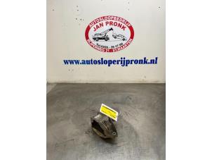 Used Gearbox mount Opel Astra J Sports Tourer (PD8/PE8/PF8) 1.4 Turbo 16V Price € 15,00 Margin scheme offered by Autosloopbedrijf Jan Pronk B.V.