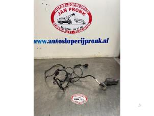 Używane Kabel (rózne) Opel Astra J Sports Tourer (PD8/PE8/PF8) 1.4 Turbo 16V Cena € 65,00 Procedura marży oferowane przez Autosloopbedrijf Jan Pronk B.V.