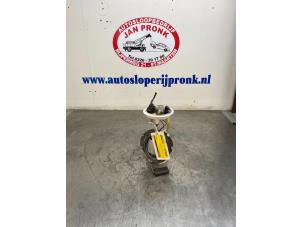 Used Petrol pump Seat Mii 1.0 12V Price € 40,00 Margin scheme offered by Autosloopbedrijf Jan Pronk B.V.