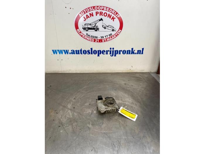 Gebrauchte Drosselklappengehäuse Opel Astra H (L48) 1.6 16V Twinport Preis € 40,00 Margenregelung angeboten von Autosloopbedrijf Jan Pronk B.V.