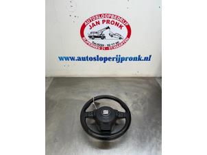 Used Steering wheel Seat Altea (5P1) 2.0 FSI 16V Price € 75,00 Margin scheme offered by Autosloopbedrijf Jan Pronk B.V.