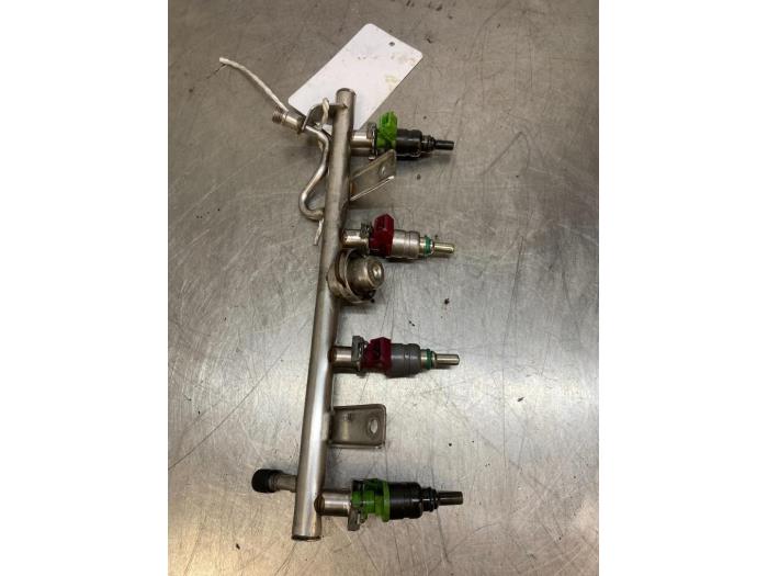 Fuel injector nozzle Mercedes C Sportcoupé 1.8 C-180K 16V
